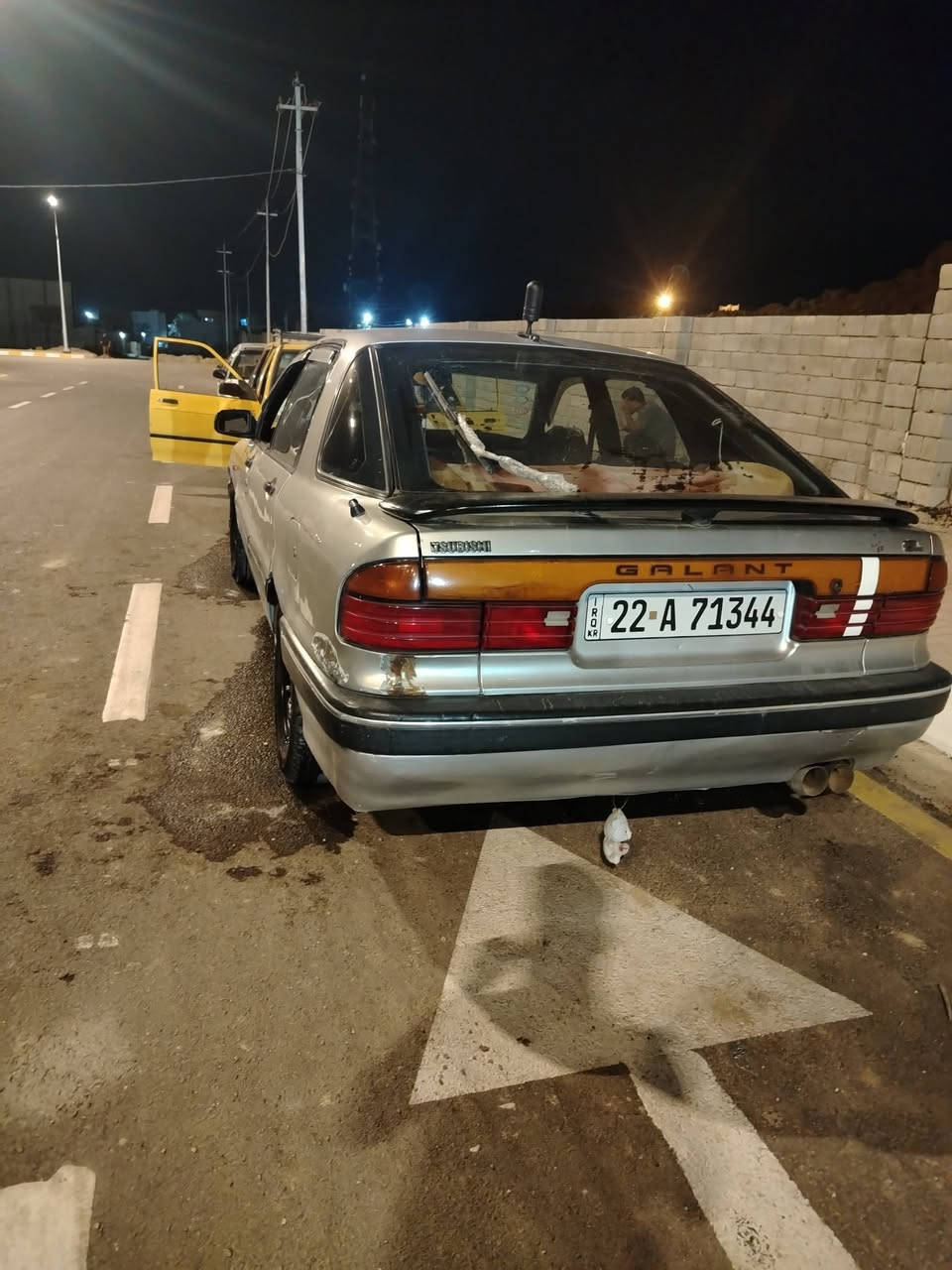 ميستبوشي كلنت موديل 1989 للبيع
رقم أربيل الدولي
سنوية ب اسمي لحد سنة ٢٠٣٠
تريد تحويل او وكالة
محرك ٢٠
كير جديد
تبريد نقصة كمبريسر فقط
تدفئة شغالة
بدون خياسات
صبغ حزام للجمالية 
سيارة مال جناية ما ناقصها شي خير من الله
كفالة كير ومحرك وسنوية
سعرها ٤٢ وبيها مجال تعال شوف وتدلل
***********
