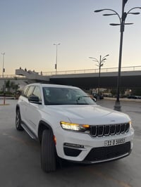 كراند شيروكى • ٢٠٢٤ • ٣٫٦ لتر
