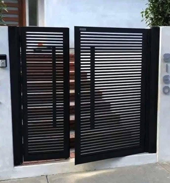 🚪 بيبان قاصّة وبيبان خارجية – شغل يرفع الراس 🔥
ننفذلكم بيبان القاصّة والبيبان الخارجية بأقوى التصاميم وأدق التفاصيل 💯
🔩 حديد قوي ومتين
🎨 صبغ مرتب وألوان حسب الطلب
📐 تفصيل حسب القياس
✨ تصاميم عصرية وفخمة
💪 شغل نظيف ومضمون
📲 للطلب والاستفسار واتساب:
***********
لا تختار الباب بس على شكله… اختار المتانة والجودة 😉🔥
#بيبان #بيبان_قاصه #بيبان_خارجية #ابواب_حديد #ابواب_خارجية #حدادة #حداد #تفصيل_ابواب #ابواب_عراقية #حديد_ديكور #اعمال_حديد #ديكور_بيوت #واجهات_منازل #بغداد #العراق #اكسبلور #ترند #ريلز #fyp 🔥
