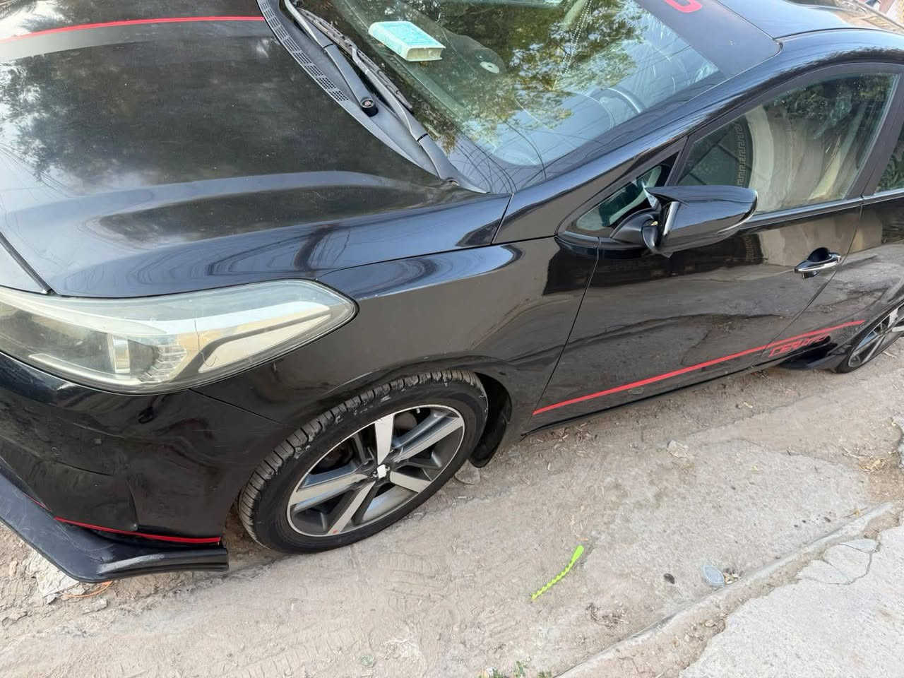 سلام عليكم للبيع سيراتؤ 17 يرانيه كفالة رقم ربيل ماشيه 130 الف فؤل مؤصفات 1 علا 1 محرك 2000 مكاني بغداد ستفسر تصل علا رقم ***********
