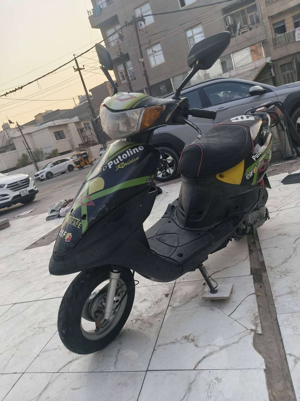 سلام عليكم دراجه ماكس قجمه ياباني سرعه ١٢٠ دراجه نكره بكل وقت محرك لانضوح لاتبخير لاتنقيص ناعم بيها صالنصه اف ام شلعه معدل تخبل كفرات شوفت عينك دراجه مال شغل خير من الله بريكات خلفي وامامي دبلات شغاله لايت شغال دراجه مكفوله من سرقه وتاخذها من البيت وسويلك مكاتبه رايدها ب250وبيها مجال حق اجيه مكاني بغداد البلديات لتواصل واتساب او اتصال ***********
