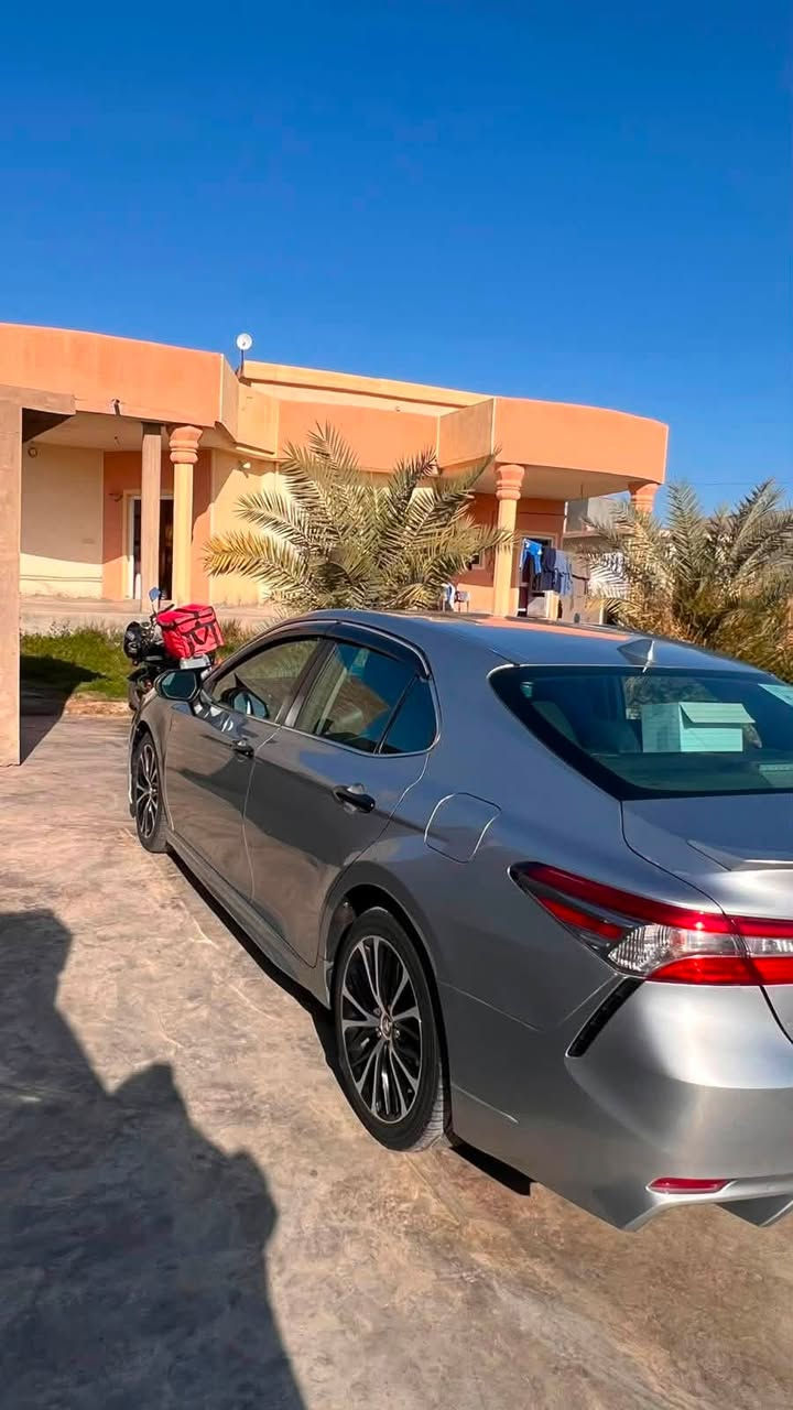 السلام عليكم
للبيع سياره 

نوع تايوتا كامري 

موديل 2019 

موصفات SE

وارد امريكي 

كير محرك شرط 

صدر جديد تيرات جدد 

رقم صلاح الدين بسمي 

الضرر بنيد او مكانات بارد  

السعر المطلوب 165 اوبي مجال 

ملح ماريد السوگ كلشي بي مايعجبك اعبر المنشور 

مكان السياره العلم 

للاستفسار هـ ***********
