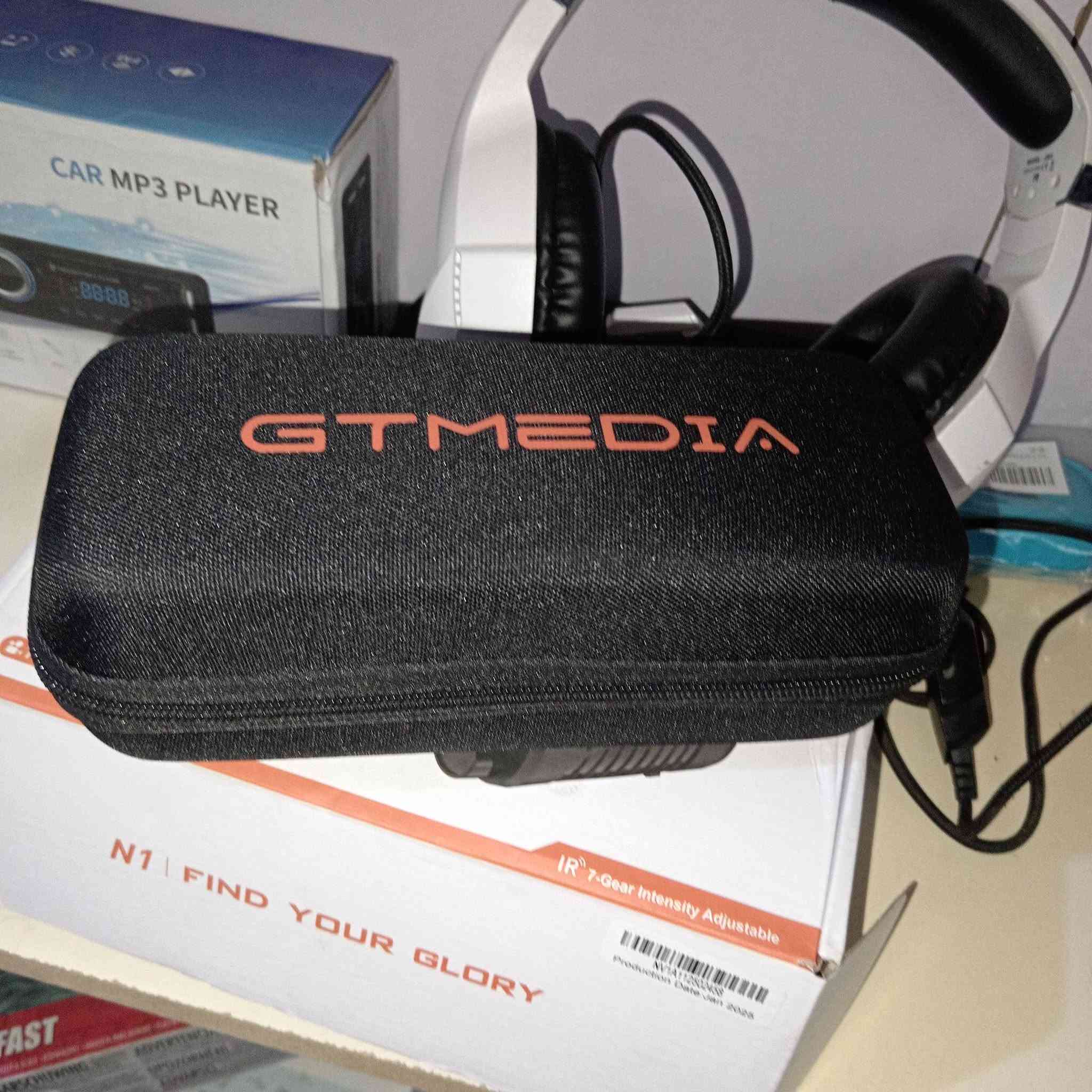 جهاز الرؤية الليلية الاحترافي GTMEDIA N1 👁️✨
لكل عشاق الصيد، التخييم، والمغامرات الليلية! إذا تدور على منظار يكشف لك المكان بوضوح كامل حتى في الظلام الدامس، هذا الجهاز هو الخيار المثالي.

• وضوح عالي جداً: يدعم تصوير فيديو وتسجيل بدقة 1080P Full HD.
• رؤية في الظلام التام: مزود بأشعة تحت حمراء (IR) بـ 7 مستويات تحكم لتشوف بوضوح مئة بالمئة.
• مدى رؤية بعيد: يوصل المدى ماله من 250 إلى 300 متر في الليل.
• تقريب ممتاز: يحتوي على زووم رقمي (Digital Zoom) يصل إلى 5X.
• دعم الذاكرة: تكدر تركبله رام (MicroSD) لحفظ الفيديوهات والصور وتوثيق لقطاتك.
• تصميم عملي: خفيف الوزن، سهل الحمل، ويكدر يتركب على ستاند (Tripod).
جهاز ممتاز جداً للمراقبة، حراسة المزارع، والصيد الليلي. 🏕️🐗
