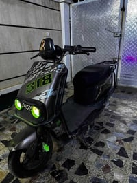 318 مدرعة • نضيفة • تحتاج بطاريات