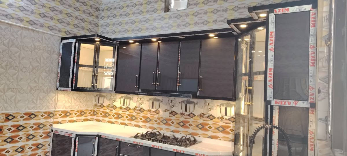 معمل الحسن • مطابخ HDF • سوق المجر الكبير
