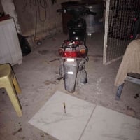 للبيع دراجه عصفوريه نوزل حديث طفت وبعد ما اشتغلت ابيع كوم حديد الكفر ا...