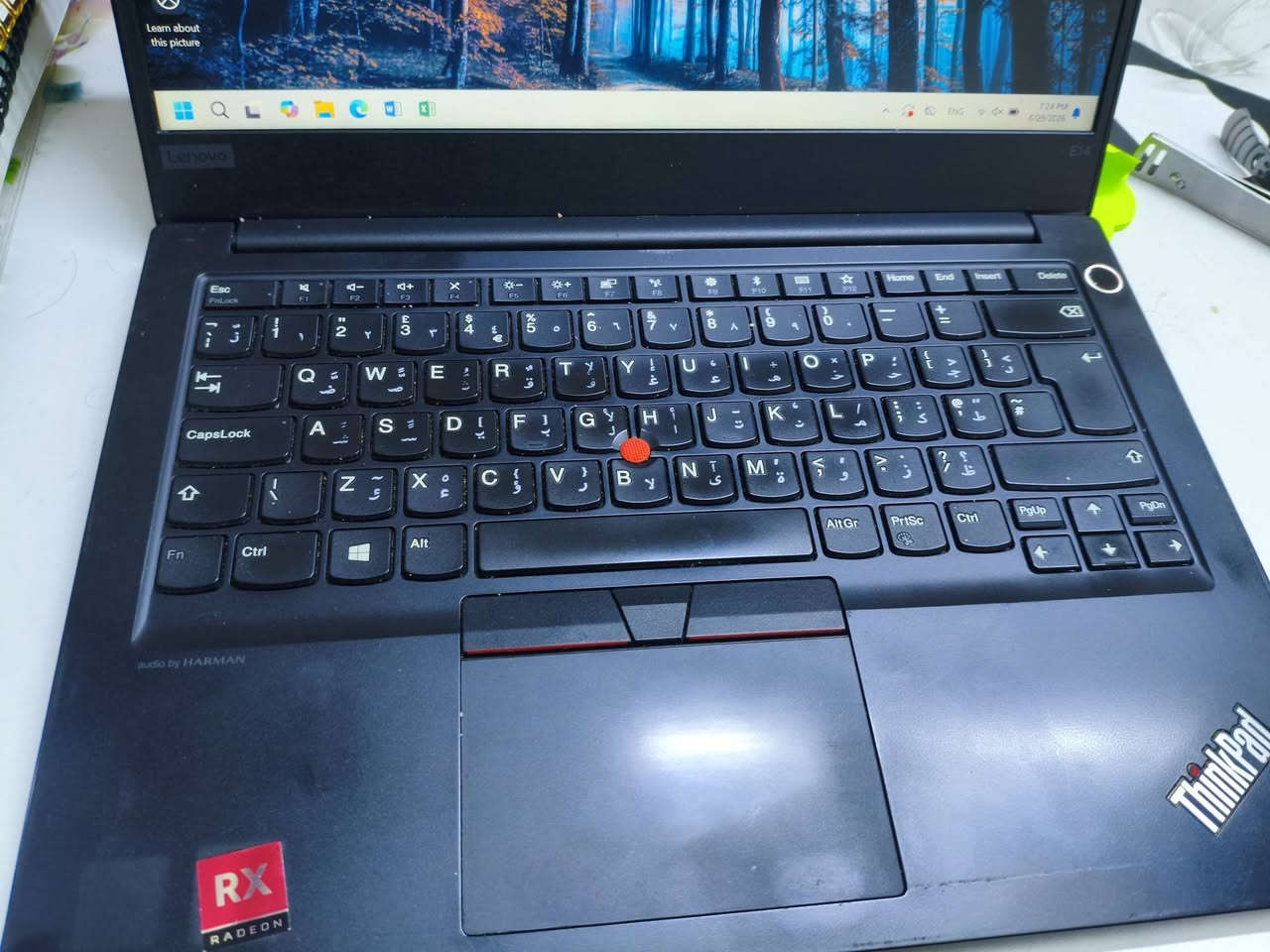 السلام عليكم 
لاب توب Lenovo للبيع مواصفات لأب توب موجودة كلها بعدها جديدة و نضيفه 
راديها ب300 و بيها مجال 
مكاني بغداد 
موجود على الواتساب 
***********
