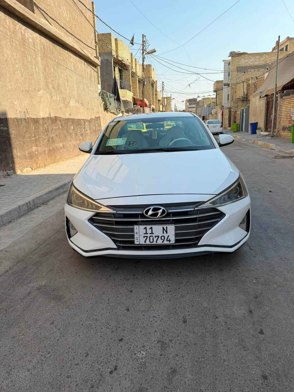 سلام عليكم
عارض سياره للبيع انتره موديل ٢٠١٩حادثها جاملغ خلفي وقبق الجنطه سياره نص فول محرك ٢٠٠٠دوش تخم تاير حداديه جديد ماشيه ٩٠فقط أي ضربه بعد مابيها بس هاي ظربتها تبريد شغال
العنوان بغداد 
الرقم ***********

