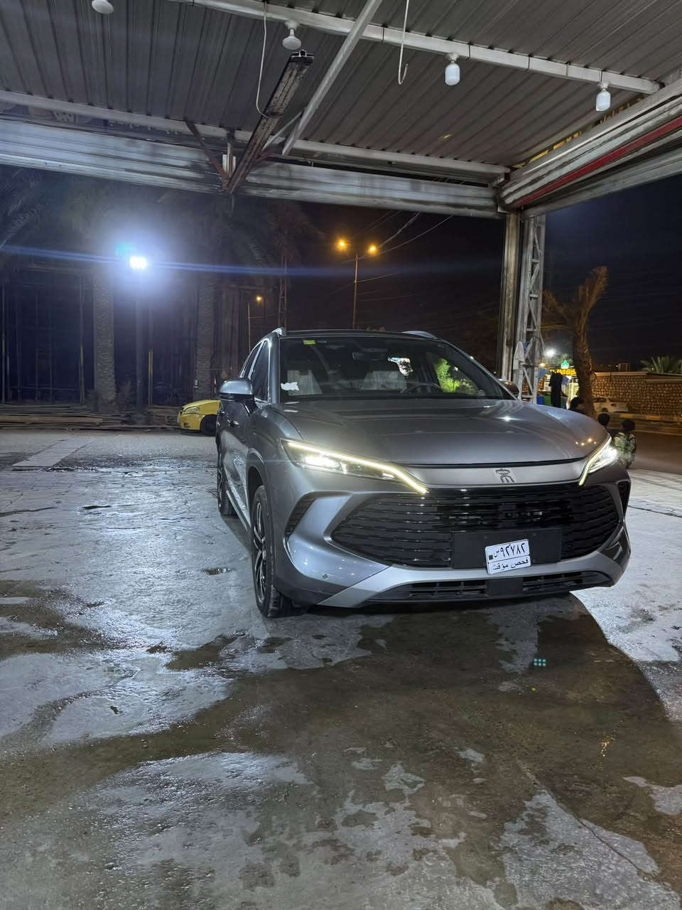 بي واي دي سونغ L 2025
المواصفات
البطارية الكبيره الشحنة تمشي 120 كيلو
شاشة حجم كبير 
بانوراما
4 كامرات
جنطة شفط
وبقية المواصفات المعروفه 
السياره جديده ماشيه فقط 1600 كيلو يعني زيرو ومكفوله من كلشي
سعرها 33 مليون وبيها مجال
رقم التلفون ***********
