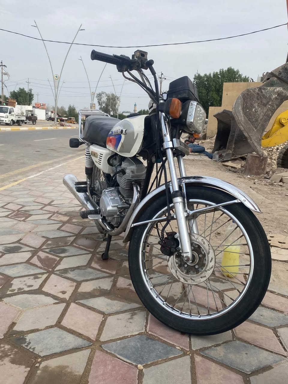 اربعه گير للبيع موديل 22 نامه امتياز اوراق اصولي كهربائيات شغاله جاهزه من كلشي مكاني واسط نعمانيه ***********
