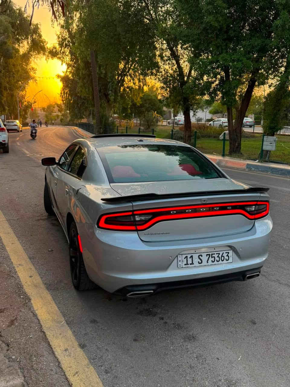 سلام عليكم
� الموديل: 2021

✅ الفئة: SXT

✅ الدفع: AWD (فور ويل)

✅ اللون: أخضر زيتي مميز

✅ الحالة: نظيفة جداً، استخدام شخصي، جاهزة للفحص.

المواصفات:

✔️ 3600

✔️ تشغيل بصمة

✔️ شاشة كبيرة مع كاميرا خلفية

✔️ مثبت سرعة

✔️ حساسات

✔️

✔️ فتحة سقف 

✔️تبريد ثلج ❄️ 

سعر٢٤٠بيهة مجال ***********
مراوس هم ترهم
