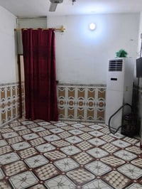 خلف جامعة كربلاء • شارع عام • ١٠٠م