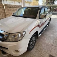 هايلكس • ٢٠١١ • رقم بغداد