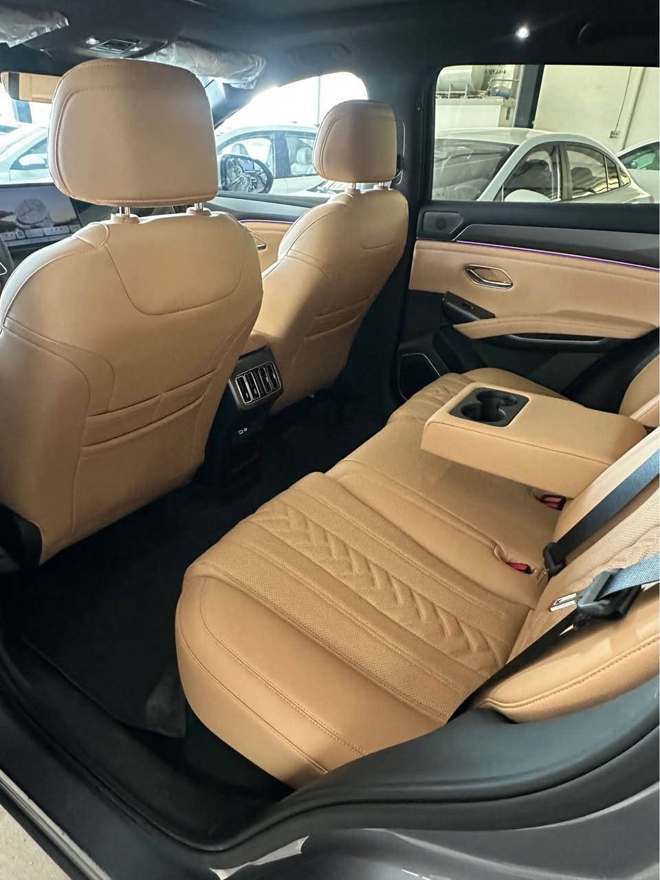 byd song L 2025
فوول مواصه فات كوشن ساردوكه رم 
هيجي بيوه نيه 
*********** السليمانية, العراق
