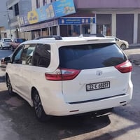 سينا للبيع موديل ١٨ سيارة مشية١٧٢ كيلو متر سعر190ورقة مجال 07823966899