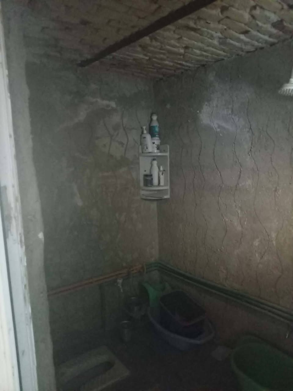 بيت ٧٠م طابو زراعي بحي ميسان قرب شارع ٦٠ بناء بلوك عكاده شيلمان طابوك الغرفة طابوك والصاله والاستقبال فرمستون السعر خاص او الاتصال ع ***********
