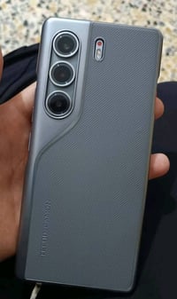 TECNO  CAMON 40 Pro 5G جهاز نضيف كلش  فتحته من الكارتونه صار سبوع بس م...