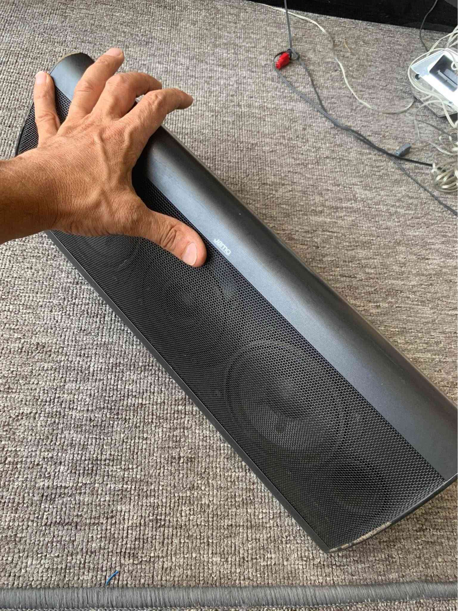 🔊 Jamo Center 100 - Original Danish Quality! 🔊
سپیکەری سەنتەری سینەمای ناوماڵ لە مارکەی بەناوبانگی Jamo!
دروستکراوی ئەسڵی دانیماڕک (Made in Denmark) – دەستەوانی ئۆرجیناڵی ئەوروپی.  
✨ تایبەتمەندییەکان:
 هێز: 70W Long Term / 100W Short Term  
 بەرگری (Impedance): 8 Ohm  
 کوالێتی دەنگ: تایبەت بە ڕوونکردنەوەی دەنگی ئاخاوتن و دیالۆگی فیلمەکان لە سیستەمی \bm{5.1} Dolby Surround  
 بارودۆخ: دەستی دووی ئۆرجیناڵ، بێ کێشە و زۆر پاک.
📍 شوێن: هەولێر
:
🔊 سماعة سنتر سينما منزلية Jamo Center 100 - صناعة دنماركية أصلية! 🔊
سماعة سنتر احترافية للأنظمة الصوتية والسينما المنزلية من الماركة العالمية Jamo.
وارد أوروبا الأصلي – صنع في الدنمارك (Made in Denmark).  
✨ المواصفات:
 القوة: 70W Long Term / 100W Short Term  
 المقاومة (Impedance): 8 Ohm  
 جودة الصوت: تمتاز بنقاء عالي جداً وتوضيح أصوات الحوارات في الأفلام لنظام 5.1 Dolby Surround  
 الحالة: مستعمل نظيف جداً بحالة ممتازة.
📍 الموقع: أربيل 

🔊 Jamo Center 100 Home Theater Center Speaker - Made in Denmark! 🔊
Premium audio center speaker from the renowned audio brand Jamo.
Original European import, high-end build quality.  
✨ Specifications:
 Power Handling: 70W Long Term / 100W Short Term  
 Impedance: 8 Ohm  
 Audio: Crystal-clear vocal output, perfect for 5.1 Dolby Surround Sound setups  
 Condition: Used, original European stock in great working condition.
📍 Location: Erbil أربيل, العراق

