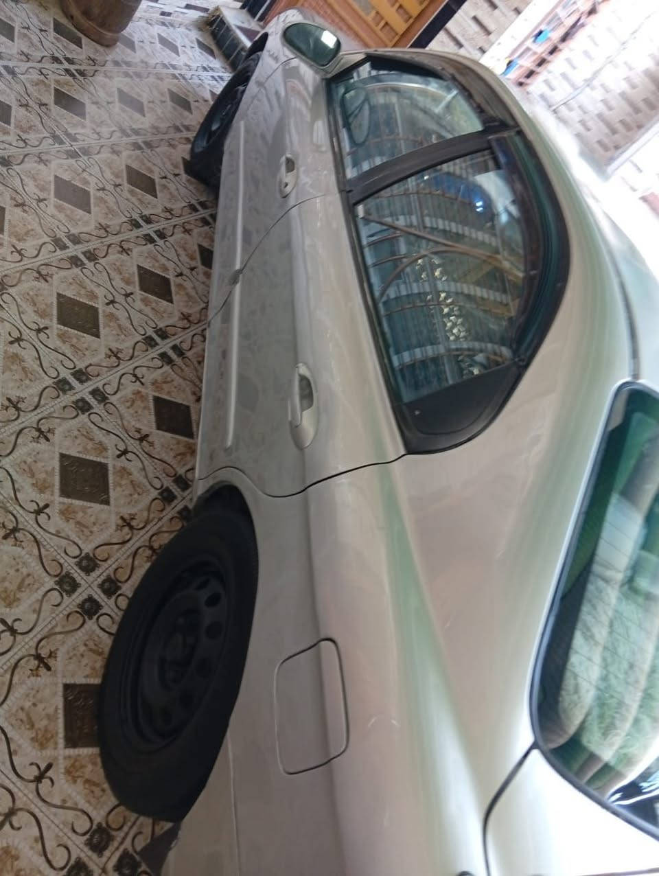 سوناتا • ٢٠٠٠ • رقم بغداد