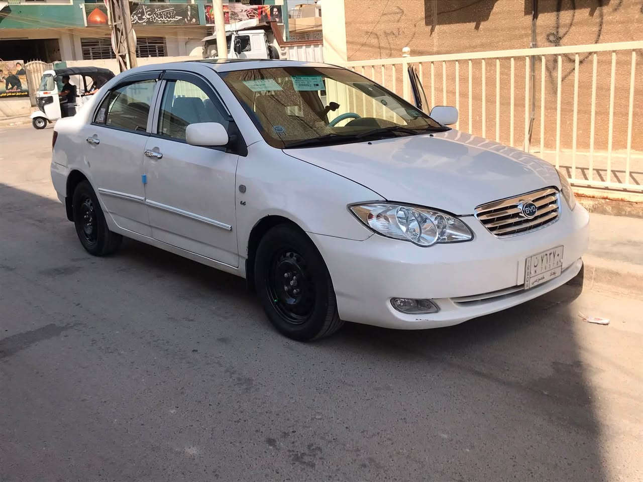 السلام عليكم سيارة  BYD F3للبيع بل اقصاد 
كير ومحرك لانسر سيارة تبريد ثلج تخم تاير سياره جاهزة عل اخر حباية بدون ضربة بيها صبغ اماكن بصيطة مكاني البياع***********
