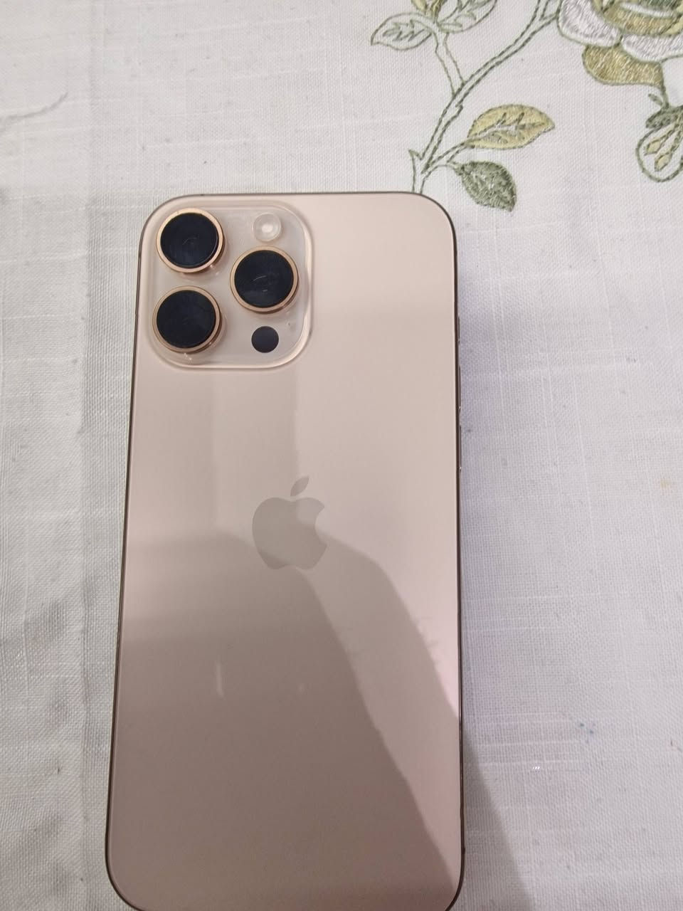 📱 iPhone 16 Pro Max | 256GB
✨ جهاز نظيف جداً وحالته ممتازة مستخدم شهرين كلشي اصلي بي ما متغير ايشي بي

🔋 صحة البطارية: 100%

💾 الذاكرة 256

📍 المكان: بغداد-الشعب

سعرة 1250 وبي مجال شي بسيط

***********

نص مكتوب في الصور:
- 14:52 60 حالة البطارية حالة البطارية عادية تعمل بطارية iPhone هذه على النحو المتوقع. حول البطارية والضمان... الحد الأقصى للقدرة 100% هذا قياس لقدرة البطارية مقارنة بقدرتها عندما كانت جديدة. قد تتسبب القدرة المنخفضة بتقليل ساعات الاستخدام بين عملية الشحن والأخرى. عدد الدورات 4 هذا هو عدد مرات استهلاك iPhone لققدرة البطارية. معرفة المزيد... تاريخ التصنيع يوليو 2024 أول استخدام سبتمبر 2024
