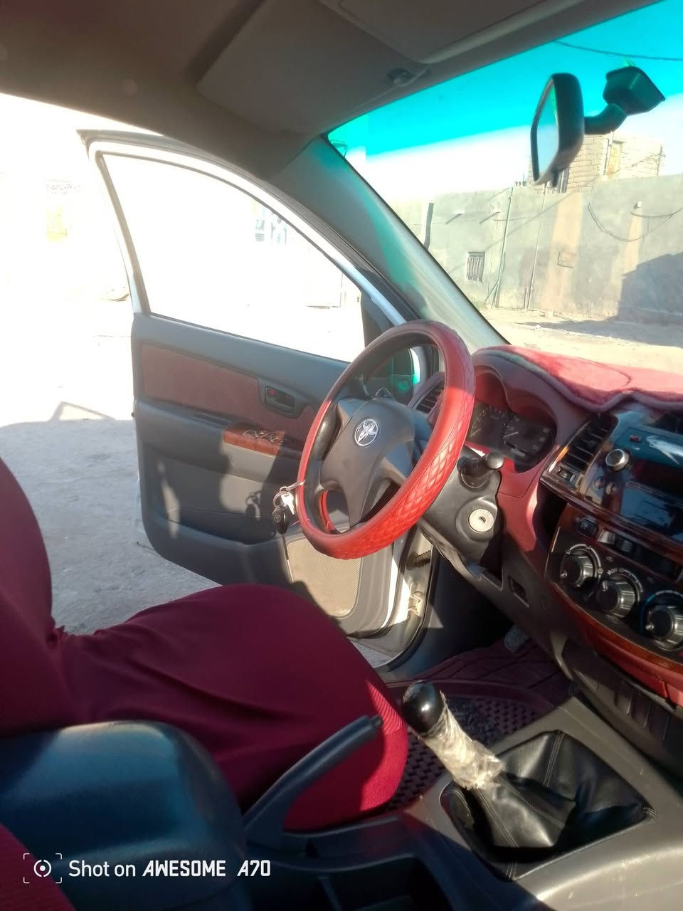 السلام عليكم  سياره لبيع مكفوله كير عادي شاصي 12سعر 175وهاذه رقمي ***********
