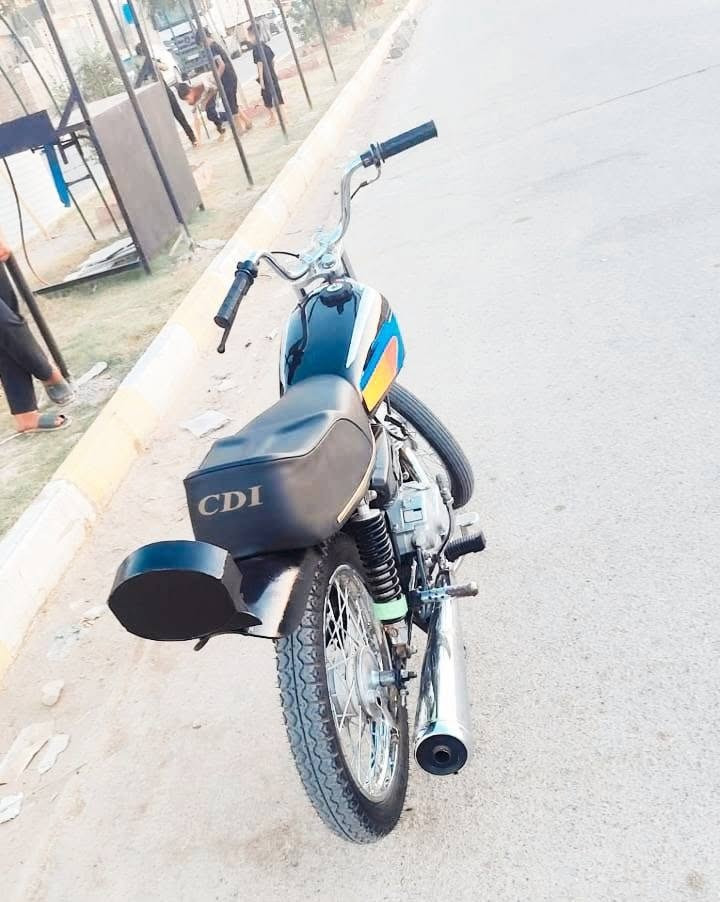 سلام عليكم دراجه نامه اوراق دراجه جاهزه سعره 850 مكان سوق الشيوخ ***********

