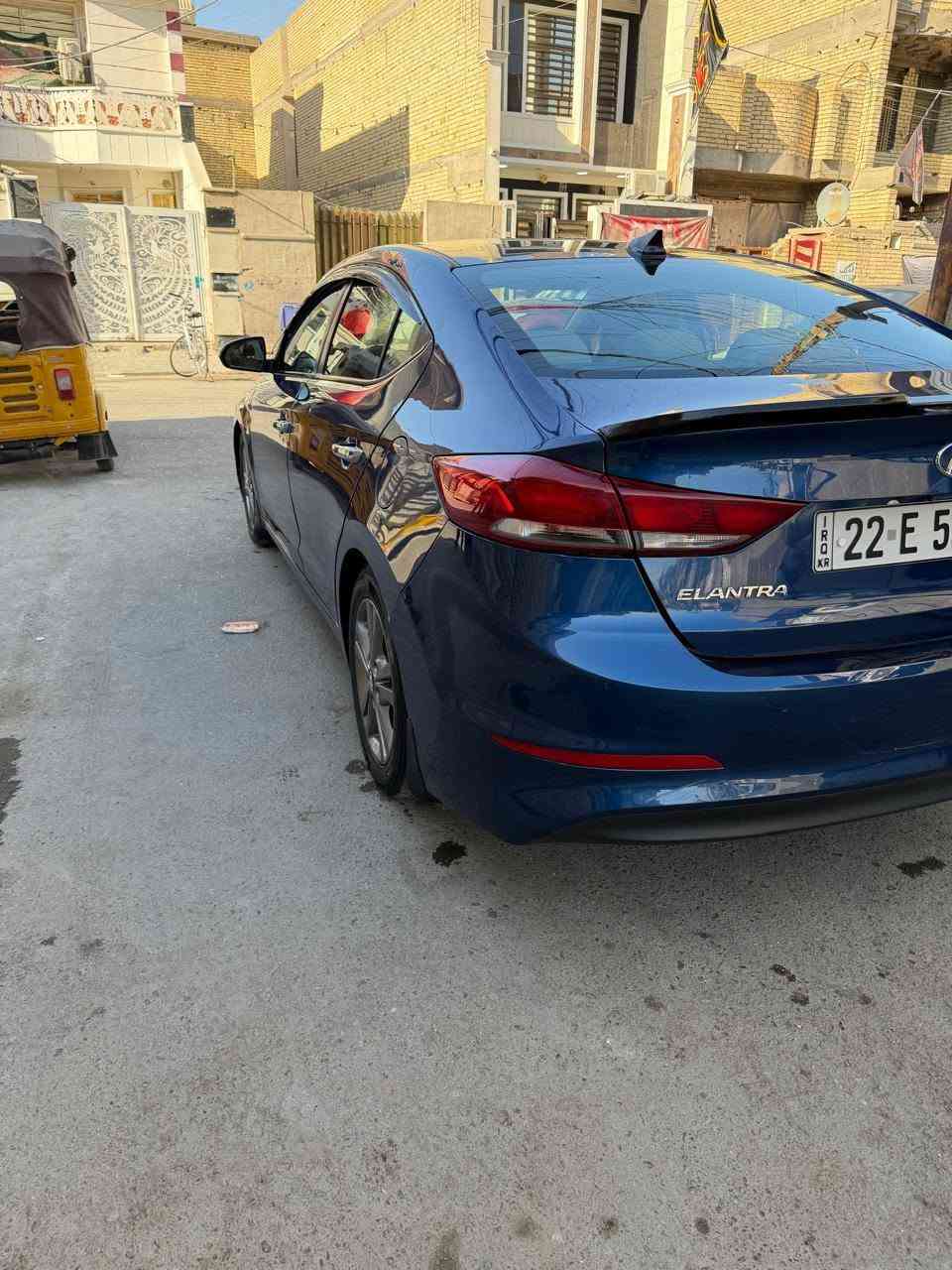 سلام عليكم
عارض سياره انتره موديل 2017حادثها بنيد فقط بدون دواخل محرك دوش كير AT حداديه وتخم تاير جديد تبريد تدفئه شغال فول السياره المتيد عده الفتحه 
العنوان بغداد
الرقم /***********
