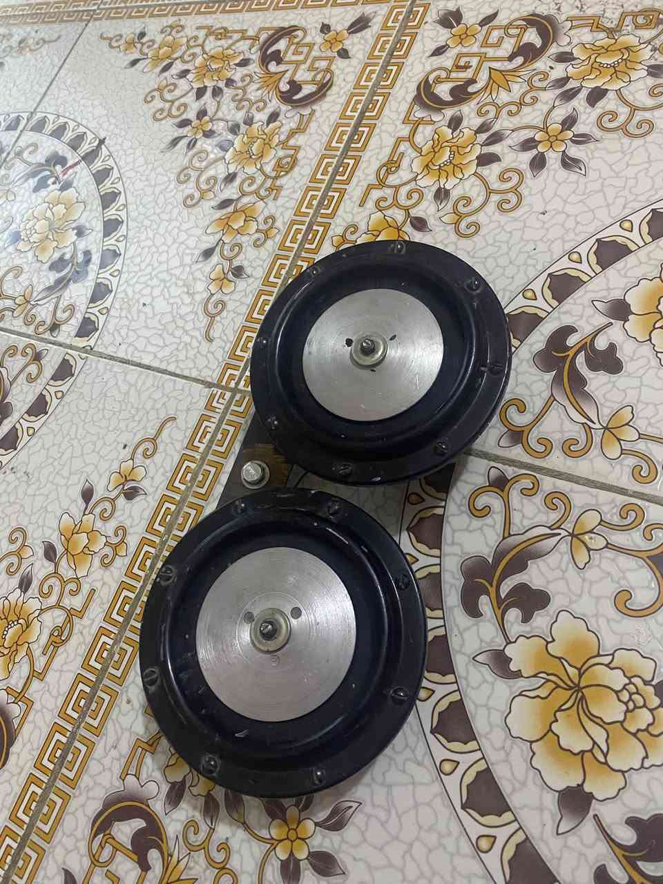 للبيع اصلي بوش شرط الفحص
***********
