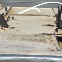 للبيع شاصي بلادي مع تانكي كاز  نظافه 90 بلميه  للتواصل  07813300400