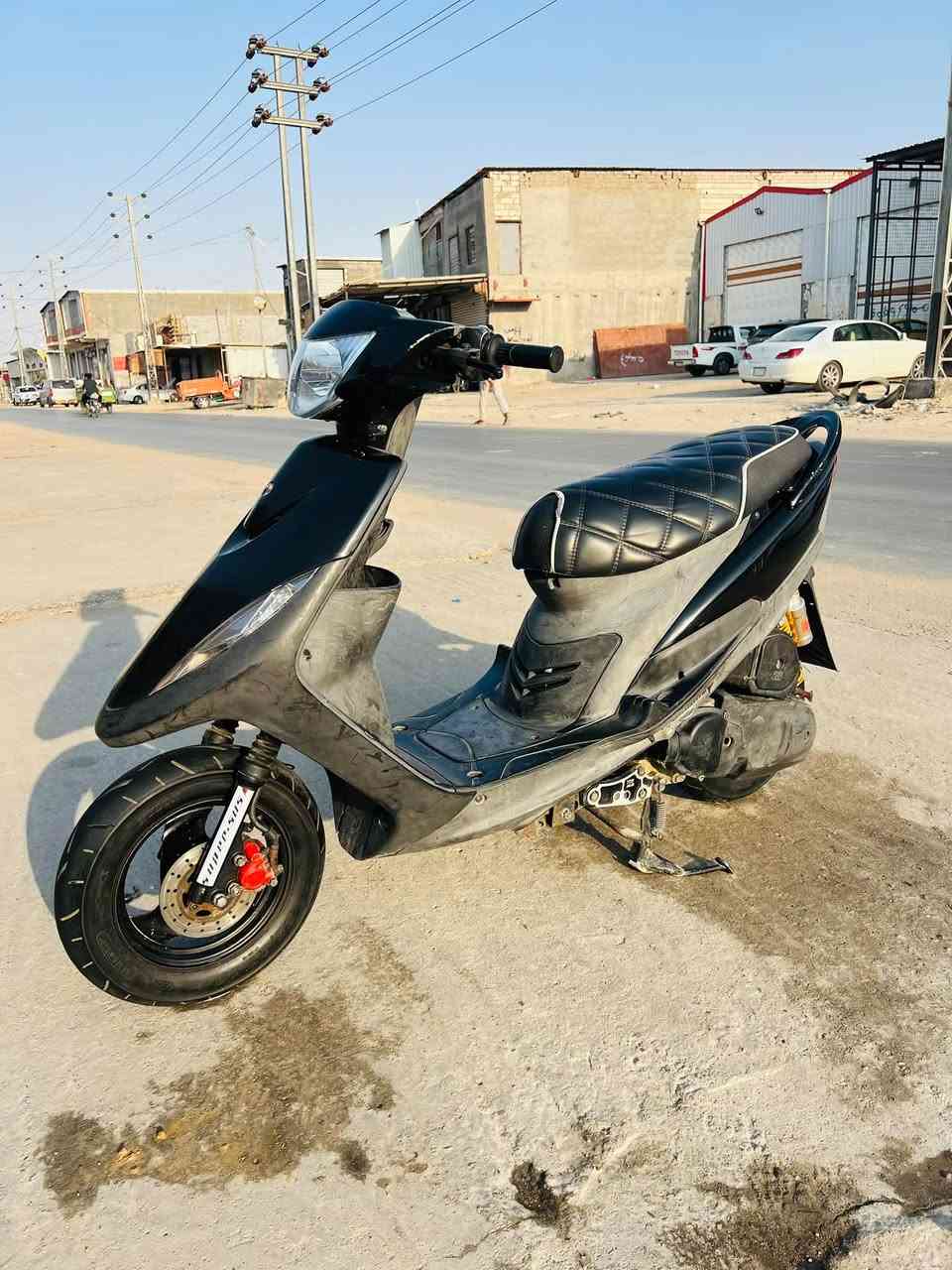 سلام عليكم
مكاس عدله مكفوله كفاله عامه كفر ومكينه وكهربائيات 
الدراجه بيه تزويد السعر 925وبيه مجال 
1كشن رياضي 
2شيال رياضي
3دبل خلفي رياضي 
4اشاير اربع ولفات 
5سلف رياضي ماركه دي واي 
الدراجه شلعه ومعدل خير من الله كلش شغال بيه 
مكاني البصره قضاء القرنه ***********هاذ رقمي وتدلل
