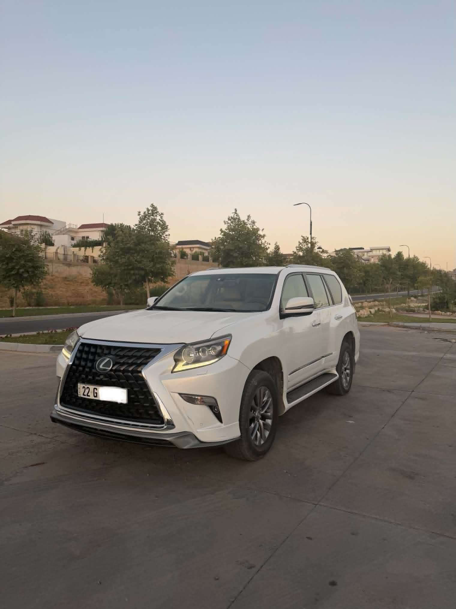 Lexus gx 460 2016 v8 
لكزس برادو
موديل ٢٠١٦
٨ سلندر 
ماشي ١٢٢ الف
فول فول مواسفات
٣ قطع امامي صبغ 
رقم اربيل 
سعر ٢٨٥ 
رقم موبايل *********** أربيل, العراق

