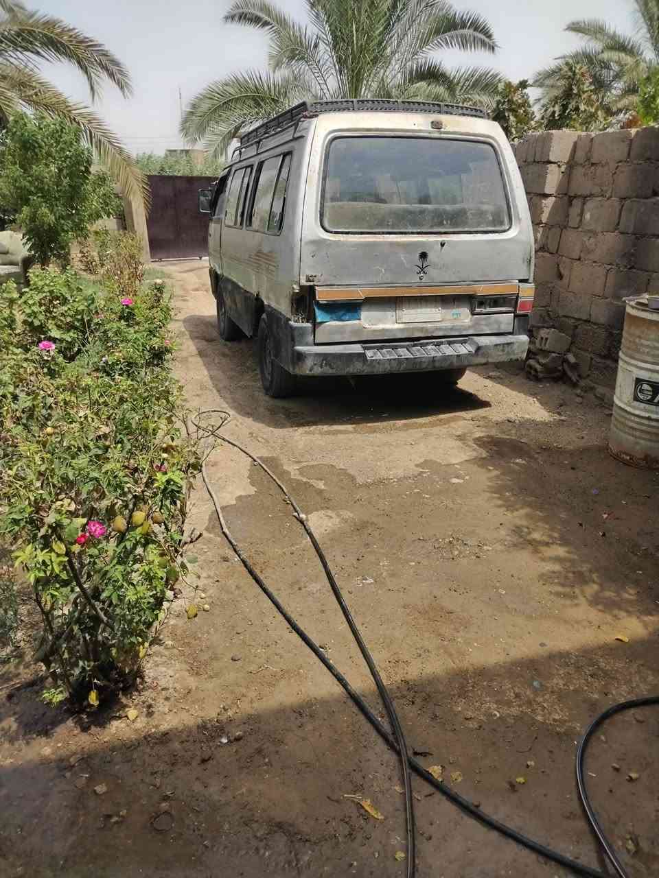 السلام عليكم كيا بستا موديل 93 السياره وضع البلادي السنويه لل 28 الشهر الثامن السياره حلوه شواصي شركه تريد تحويل موجود ما تريد تحول اشتغل بيها لحد ما تسقط السنويه   ما عليها غرامه سياره ما مطلوبه لو ربع  ماكينه بها خيط تبخير بدون تنقيص. ***********.            ***********.            *********** اللي ما يشتري لا يخابر سعر 25 ورقه وبيها مجال
