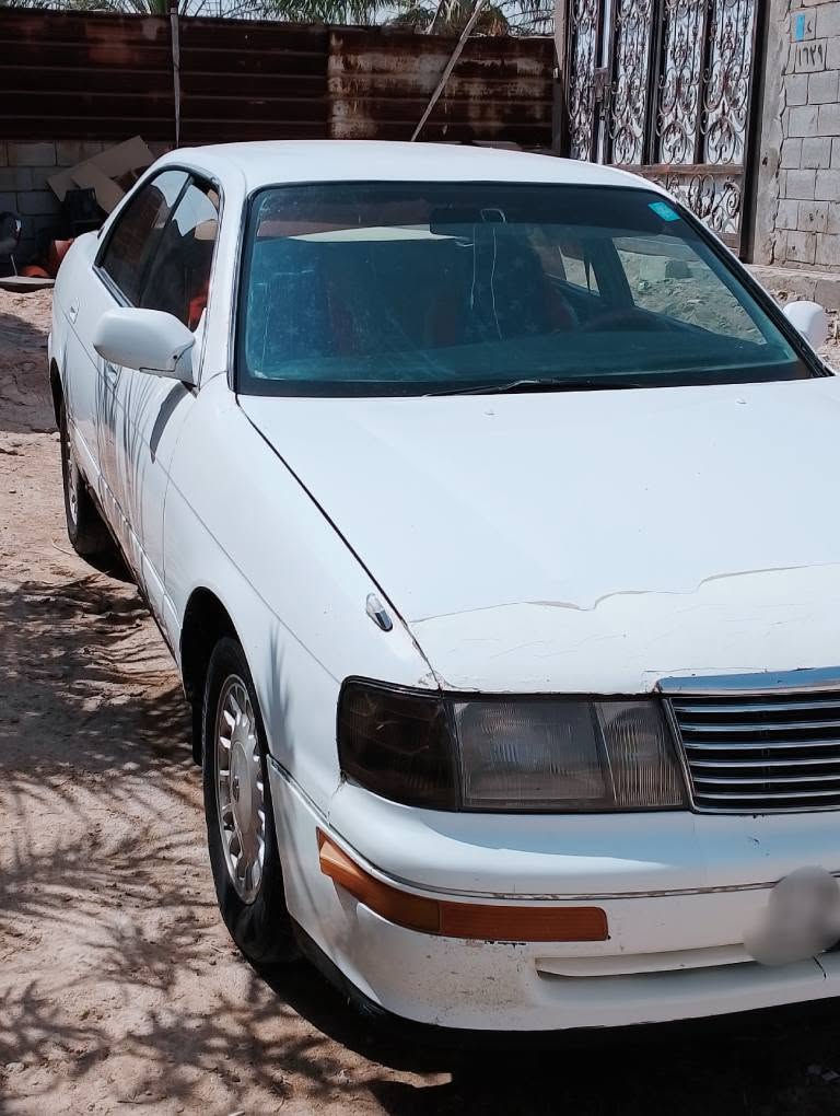 سلام عليكم سيارة بطة متصل للبيع مكفول من الكص والنغل والاصوليات والضربة
كيرومحرك مكفول 
رقم واسط دولي بسمي 
تخم تاير جديد
تبريد ثلج❄️
حدادية جديدة 
السيارة مال جناي 
الاستفسار *********** البصرة, العراق
