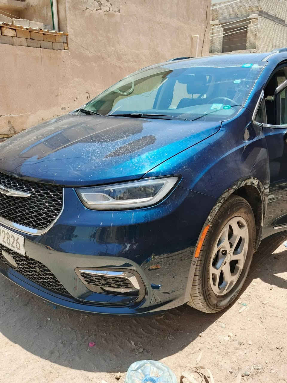 2023 CHRYSLER PACIFICA LIMITED S السلام عليكم ورحمه الله
السياره ؛؛كرايسلر باسفيكا  - بانزين
الموديل؛؛2023  لمتد فول لون مميز 
الضرر لايوجد سياره غرق مياه امطار 
السعر 265
اللوحه ؛؛ بغداد  تحويل بنفس اليوم 
ماشيه 35 الف ميل 
مكان السياره بغداد 
 ***********
ملاحضه سياره مكفوله من الصبغ ولايرباك ولكلير ومن كلشي  سياره عله وضع لشركه 

المواصفات ؛؛ لمتد فول 

1-بصمة تشغيل وابواب 
2- هندبريك بصمة 
3- تشغيل عن بعد 
4- هيترات بالكشنات  تبريد كشنات
5- رادر جانبي 
6- بيبان كهرباء ( تحكم ريمونت ) 
7- صندوق كهرباء شفط 
8- رادار امامي خلفي 
9- كشنات VIP منفصل
10- مانع انزلاق 
11- نظام ستوب بارك 
13- تنبيه الخروج المسار 
14- شاشة كبيرة كاربلاي 
15- تبريد مركزي ثلاثة قطع 
16- تدفئه كراسي ولاستيرن 
17- تحكم استيرن فول 
18- بردات داخلية 
19- اشاير بالمري +كامرات 
20 -محرك 6 سلندر 3600 
21- كير ماوس 
22- نقطه عمياء 
23 - كشن كهرباء + خزن 
24- كامرات جانبية + امامي خلفي عدد 5 
25-مرايات جانبيه شفط 
26-فتحه سقف بانوراما 
27-تبريد الكشنات 
28 تخم تاير جديد
