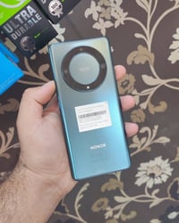 هونر اكس 9 اي 5 g  ذاكره 128  رام 12  شاشه امولد 120 هيرتز منحنيه  الك...