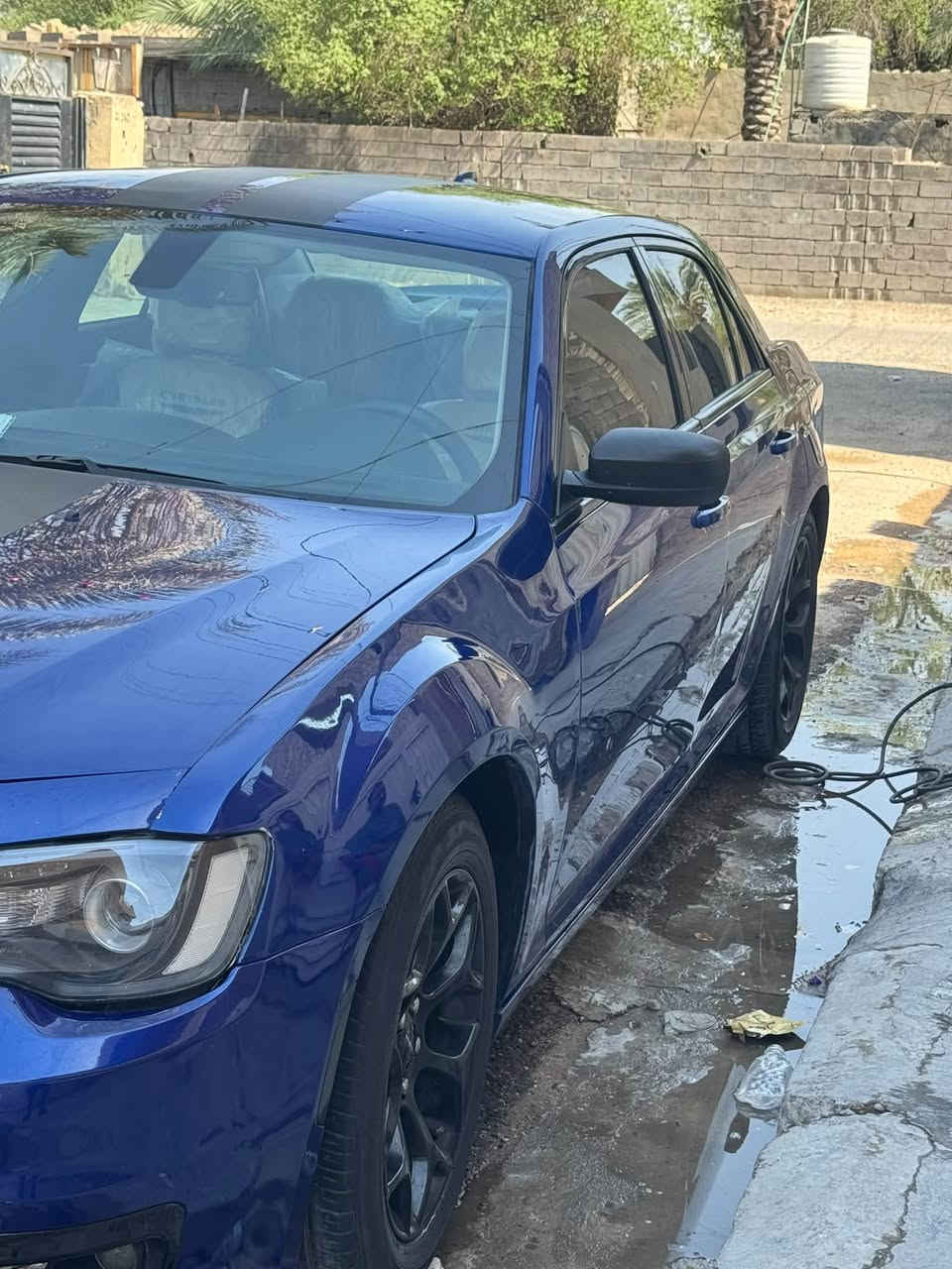 السلام عليكم
اوباما C300 وارد امريكي 2019 
اللون ازرق ضرر امريكا بچم 
تصليح شواصي 
صبغ جاملغ خلفي عكس السايق (العراق)
سياره جاهزه ونضيفه اي نقص مابيها 
رقم بغداد تحويل ثاني يوم 
والصوره واضحه كدامكم شراي خابر وبخدمتك 
***********
