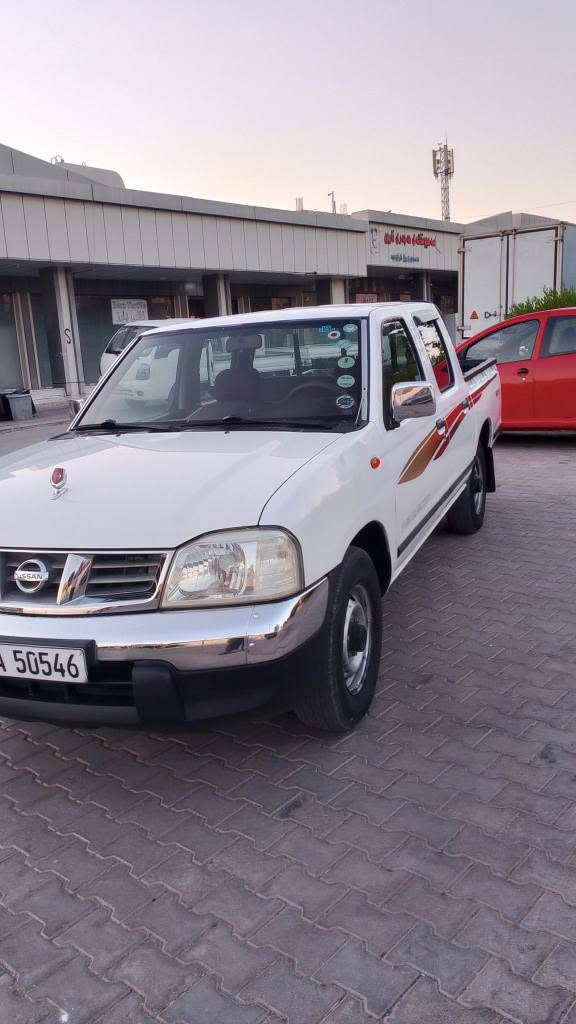 نیسان 2008 دەبل قەمەرە بێ سبوغەو بێ لێدران جێ جێی ساردە کوتی قەڵەم کاری هەیە سەنەوی نوێیە 2031 مەکینەو گێڕو ئەکسل و شانسی و وەرگەڕا بەشەرت بەناوکردن بەشەرت سەیارەکە لەسەر ساغەیە ناونیشان هەولێر ژمارەی مۆبایل *********** أربيل, العراق
