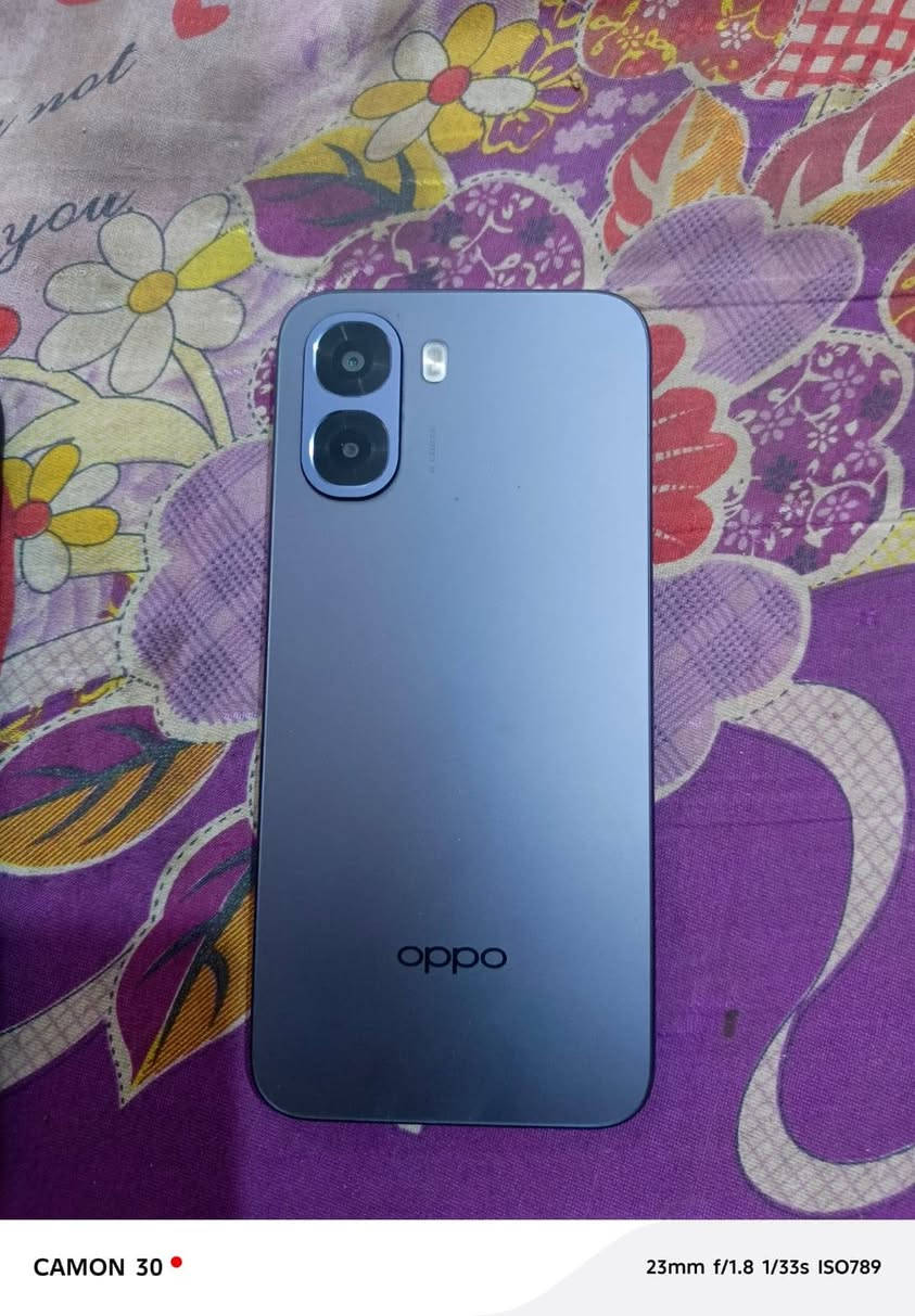 السلام عليكم oppo A6x للبيع شبه جديد التلفون كلشي ما بي واي كسر ما بي بس بل لزكة مال الشاشة بطارية6100 السعر خاص مكاني ناصرية حي الجوادين للستفسار ***********
