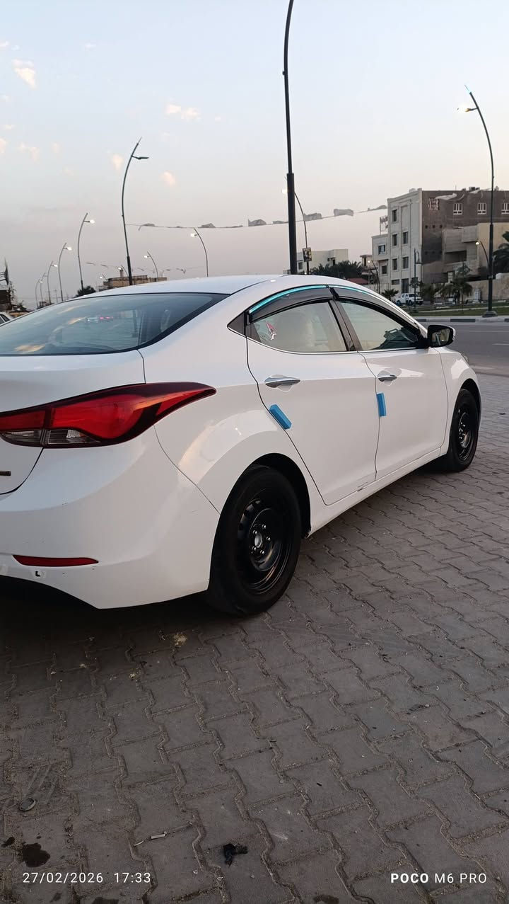 النتره 16خليجي  حداد بنيد وجاملق سياره حداد تبريد ثلج سياره حلوه ونضيفه  المحرك 1800امكن سياره بصره دور نفط سعرر 110 وبيه مجال رقم***********

نص مكتوب في الصور:
- 27/02/2026 17:35 POCO M6 PRO
- 27/02/2026 17:34 POCO M6 PRO
- 27/02/2026 17:33 POCO M6 PRO
- 27/02/2026 17:33
- POCO M6 PRO