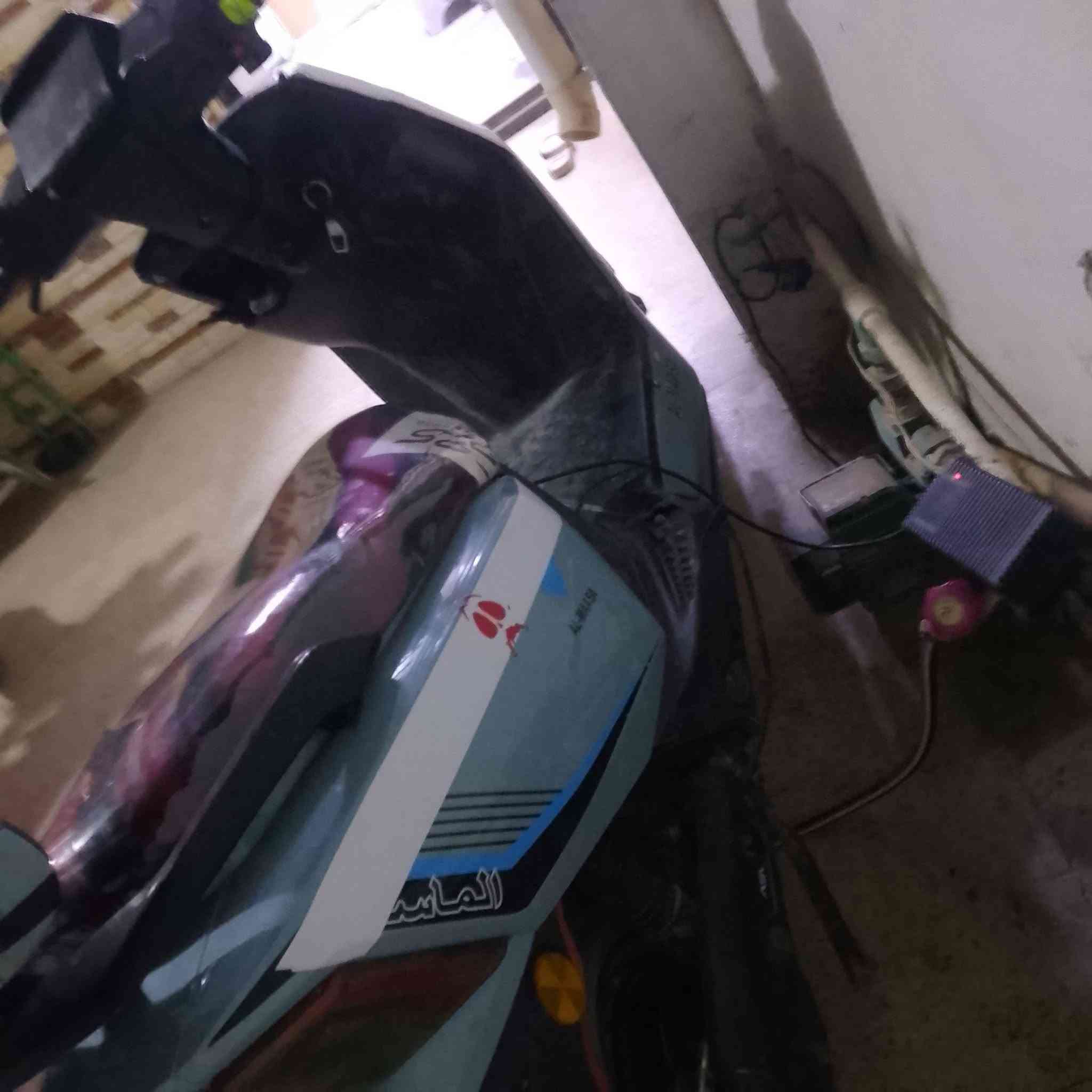 دراجه شحن للبيع الماسة اخت الجديده ب 650 وبي مجال ست بطاريات عل فحص للتواصل ***********

