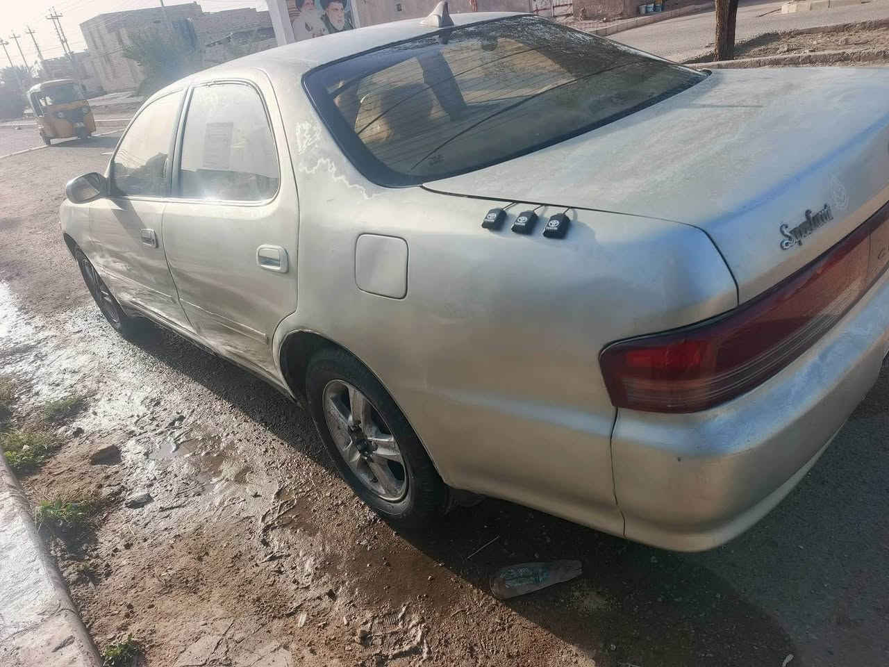 سلام عليكم كرسته نفخ رقم بصره سنويه جديده لحد30  بيه كصه جنطه ولباقي كفاله دواخل بالكامل مغلفه جديده تبريد شغال ثلج حداديه جديده تخم تاير كهربائيات كله شغاله جام 4 شغال سنتر لوك مسجل سماعات سياره جاهزه كير محرك مكفولات ونجي لايت منظومة زنون عالي ناصي السياره جاهزه من كلشي  المكان القرنه نهر العز سعر 38 بيع او مراوس حسب القناعة *********** القرنة, البصرة
