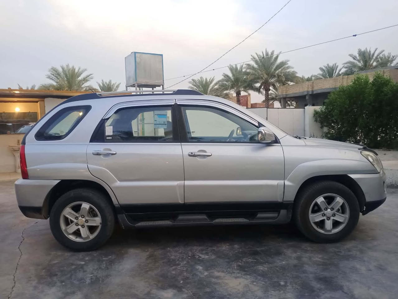السلام عليكم
كيا سبورتج  موديل 2009 للبيع 

السياره الجاملق الأمامي فقط صبغ

والبنيد كلير سياره خليجيه رقم بغداد الماني 

شرط التحويل 
السعر 110 وبيها مجال
العنوان بغداد التاجي 

لأستفسار رقم الهاتف ‭***********‬
