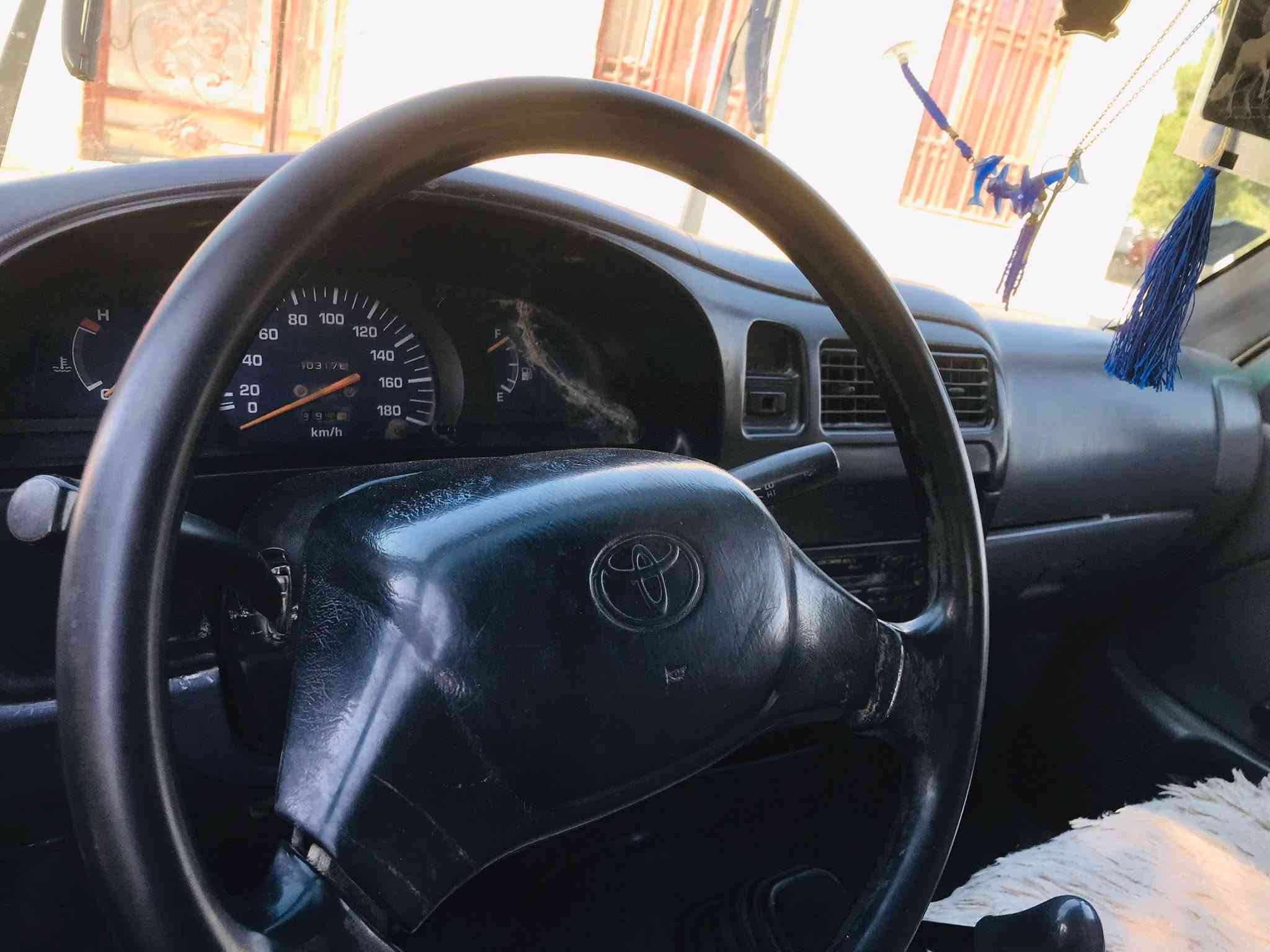 سلام عليكم بيكم تيك البيع 98كفاله عامه نضيفه محرك كامله عله اخير حبايه بس تصعد وتروح رقم نكليزي سنويه ل29نضافهًً كدام عينك سعر سياره70وبيه مجال***********

نص مكتوب في الصور:
- اذا كان الجميع ضدك اعلم انك خطوره 👎✔️
