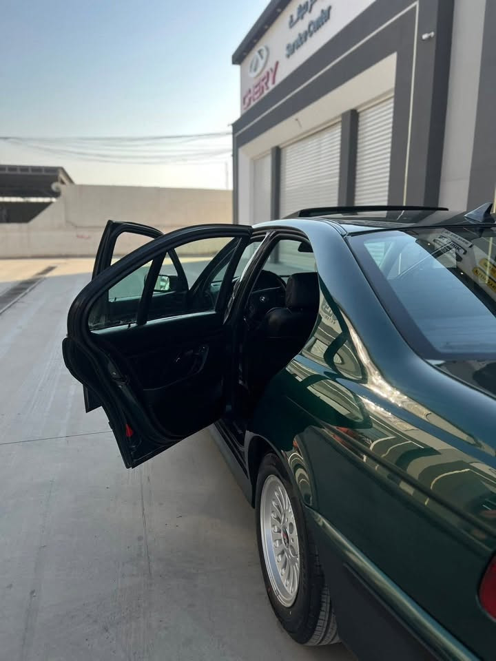 سلام عليكم

BMW-E39-1996-525i
1-سلايت جام طكتين
2-اربع جامات اوتو
3-كشنات M جلد مال2000 خمس وضعيات 
4-صاج اسود M
5-ابواب كارتير 
6-سقف 2000
7-ستيرن تحكم كهرباء 
8-مرايات كهرباء
9-كير تبترونك
11-دعاميات امامي خلفي M 
12-ترايش لايتات M 
13-عليها شفه امامي M  
14شادله منضومه غاز جديد 
15 منضومه مال زنون 
طخم تايرات جدد
صبغ عام 
هزه وفحص جديد السياره
تبريد كير مكينه خير من الله 
تخم تاير جديد 
صدر كله جديد
سياره جديده وجاهزه من كلشي 
السعر 80 وبيه مجال 
بغداد بلديات
***********
