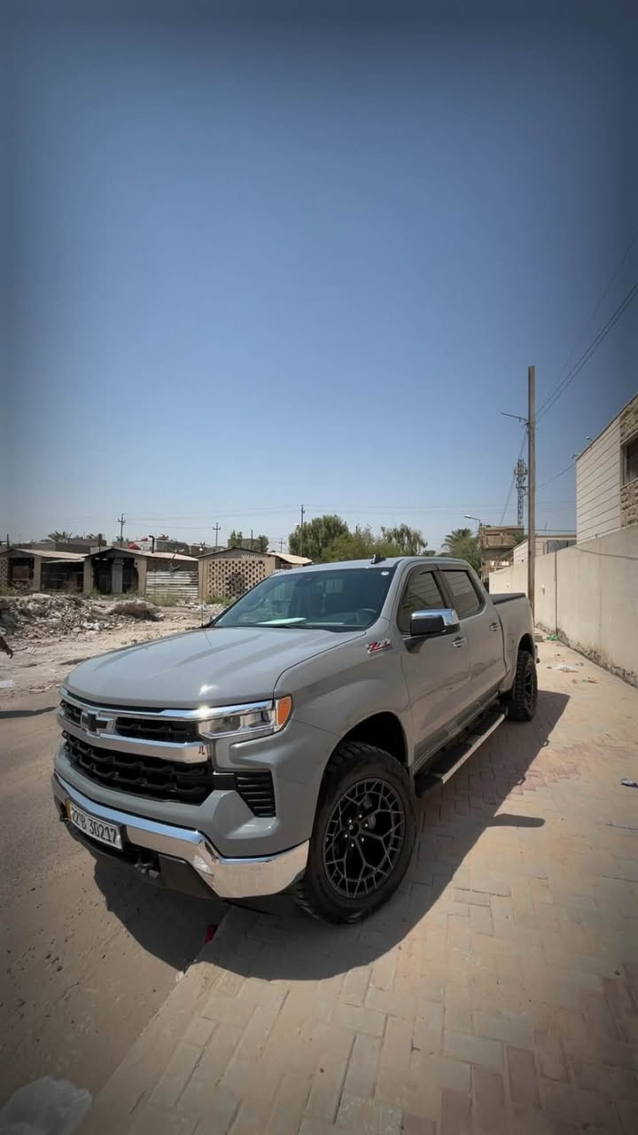 اسلام عليكم ورحمه اللّٰه وبركاته
شوفرليت سلفرادو مديل 2024
بيه صبغ باب وجاملغ خلفي وره السايق محرك 8 سلندر 5300 المرغوب
السياره ماشيه 55 ميل
السعر 39000$ الف
باب طويل بدي قصير مرغوب
الرقم شمالي اربيل
السياره مضلله 50بل 100
السياره حلوه النظافه 100 بل 100 وجاهزه بدون اي
نقص
موصفات
كير اوتو ماتيك10 سرعات
نظام دفع رباعي (4*4)
شغيل عن بعد تشغيل بصمه
دخول ذكي للابواب
مقاعد مخمل
مقاعد كهرباء
شاشه كبيره تدعم ابل الكار بلي
كامره خلفيه
رادار امام
نحذير النقطه العمياء
المحافظه على المسار
وبعد هواي بيه موصفات
السياره الويل مالته البلادي موجود
الرقم اتصال ***********
مكاني السياره بغداد البياع📍
