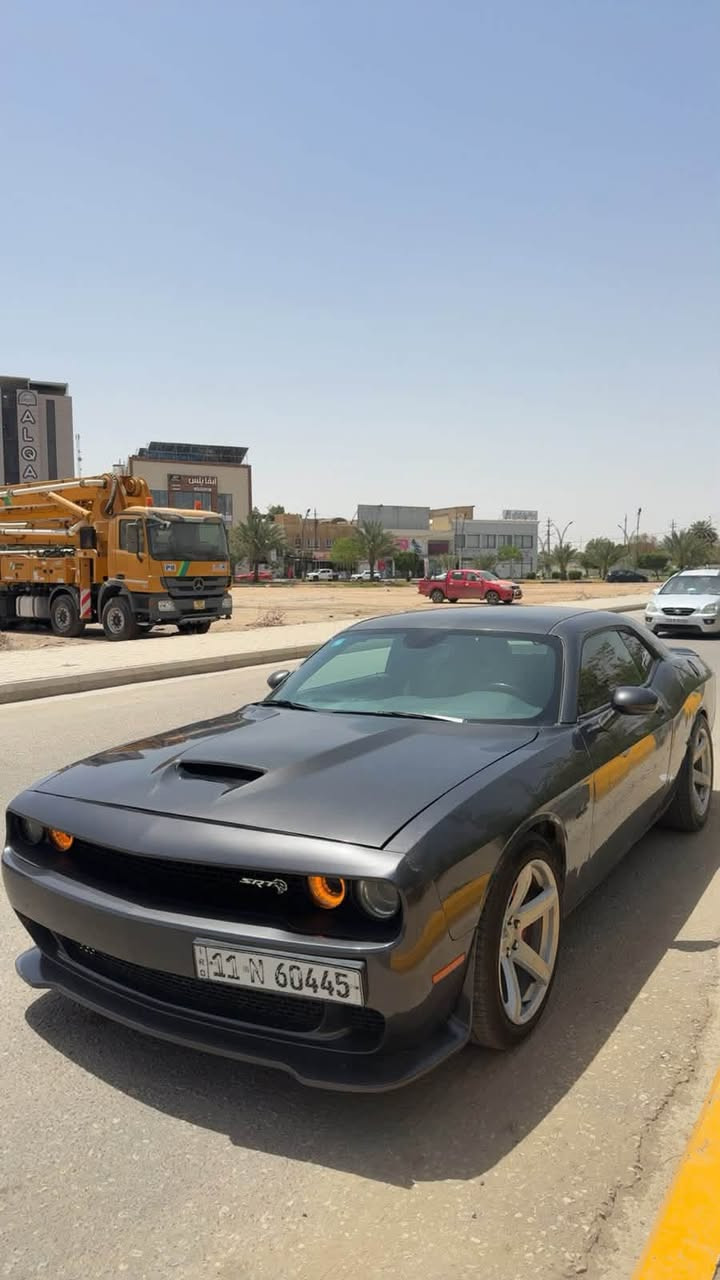 جالنجر Rt 2019
رقم بغداد الدولي هزه جديده تحويل مباشر

كير مكينه ومكينه ما مفتوحات 
جاملغين وبنيد وباب سايق مبدله
+ تكحيله صغيره بجاملغ خلفي
صور الحادث مرفقه بالمنشور
السياره عليها دبات تفتح وتسد عالريمونت

وعليها برمجه طلقات وجهاز لهب

السعر 135  ورقه وبيها مجال بسيط
مكان سياره كربلاء
***********
