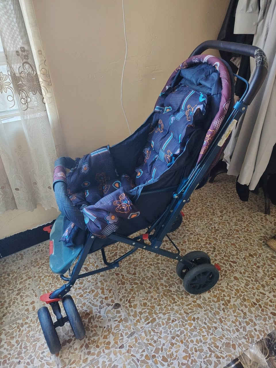 عربانة طفل • للبيع