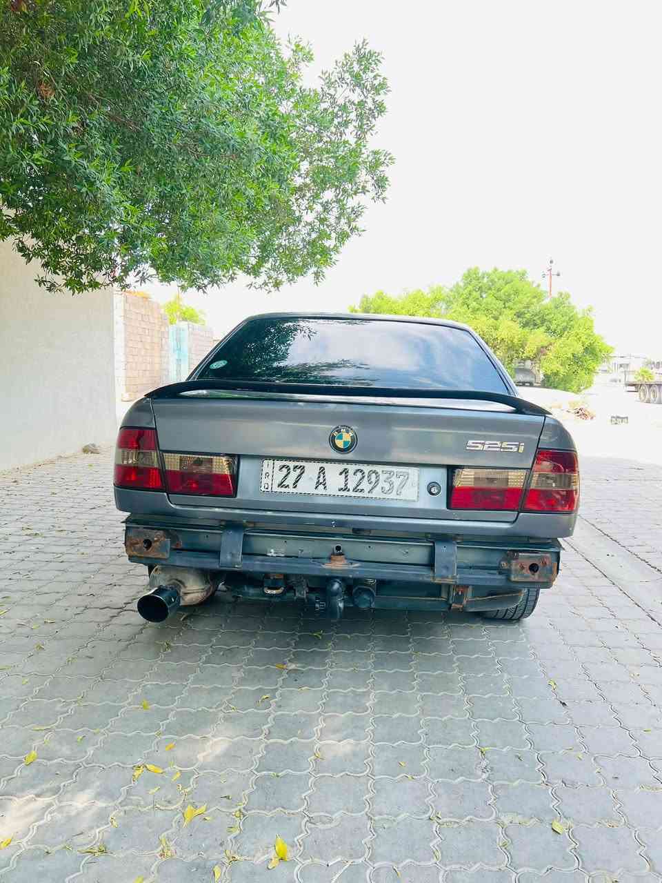 بي ام • ١٩٩٠ • رقم ذي قار