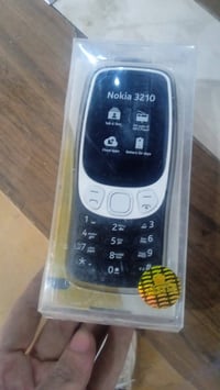 نوكيا 3210 • نضيفة • بدون بطاريات